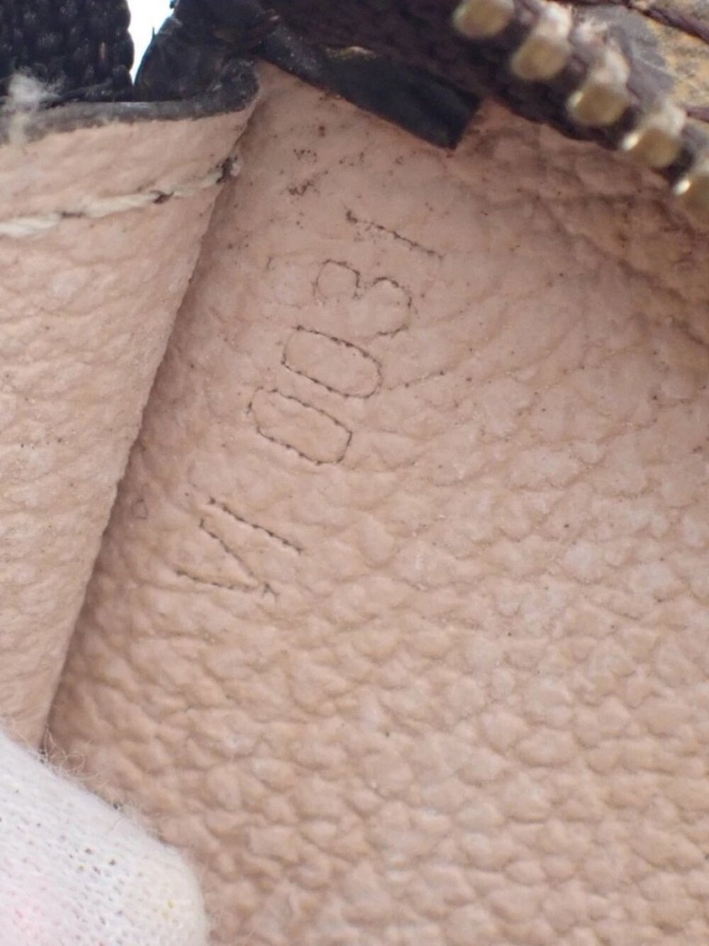 LOUIS VUITTON LV Bucket PM Clutch Pouch Bag Monogram Leather France 05KC810 - Picture 13 of 13